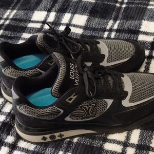 Louis Vuitton Black and Gray Mesh Sneakers